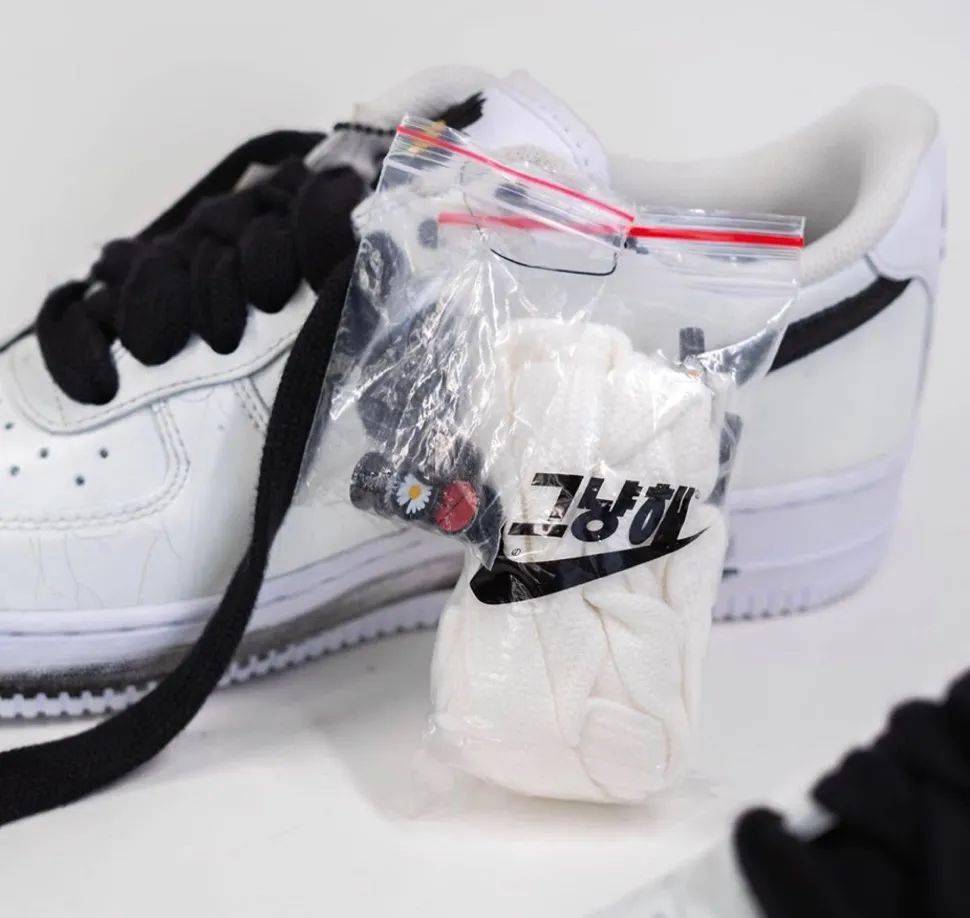 官网突袭！权志龙 x 耐克AF1联名2.0官网链接曝光，速度冲冲！