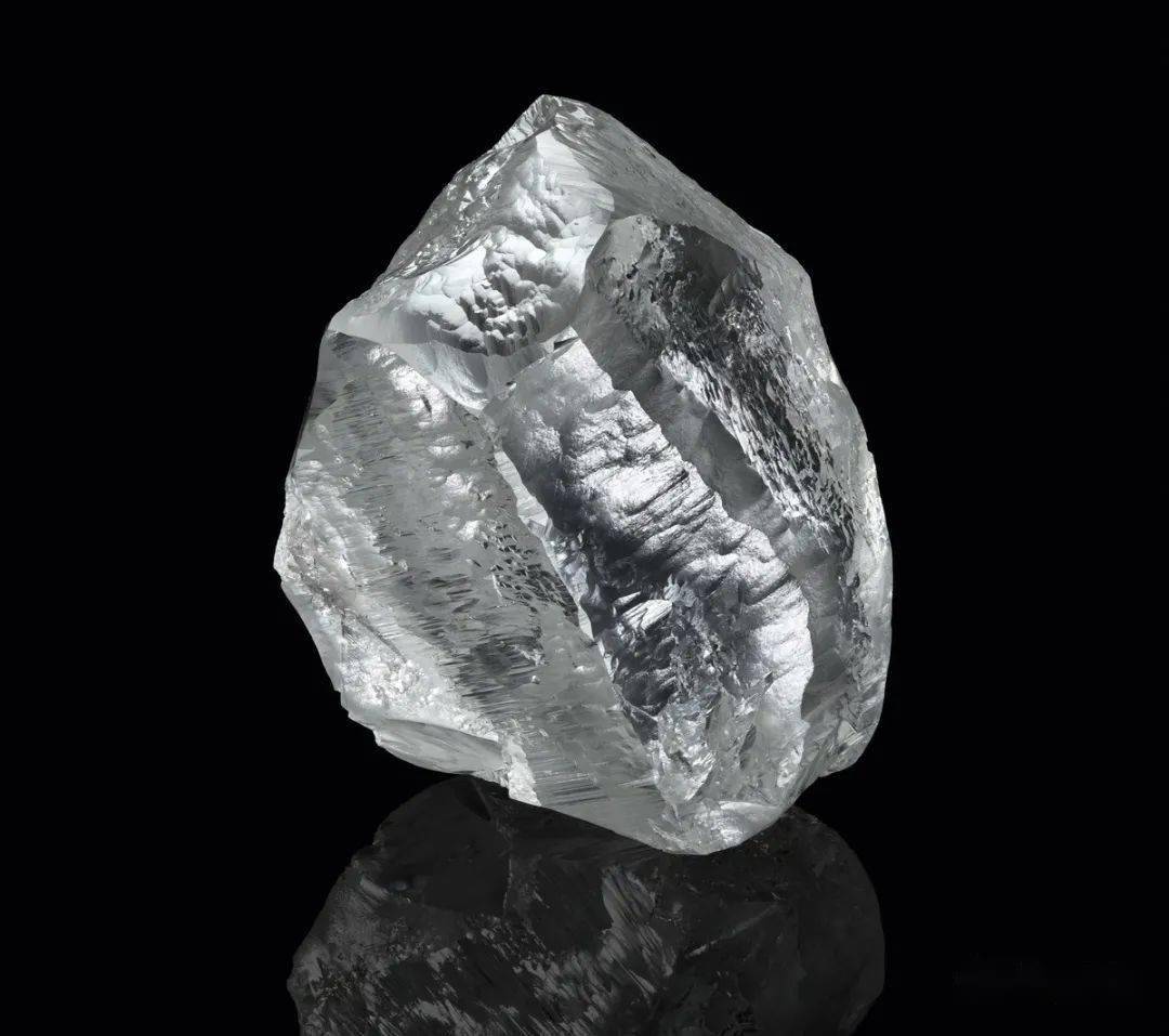karowe 矿已经发现了31枚单颗粒重量超过100克拉的钻石毛坯,其中有10