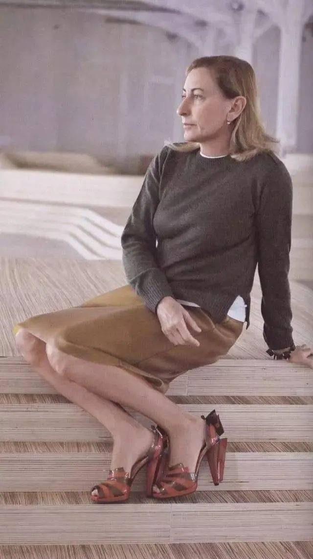 品位|一个女人需要两样东西，品位和惊艳