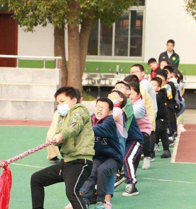 跑男第二季第四集拔河 660b2d9eb8dd4068b28c637c4aeeaa11.jpeg