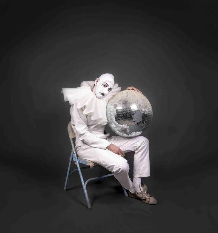 节目|壹周潮话题 | 付完尾款，只能靠这节目找找赚钱动力了