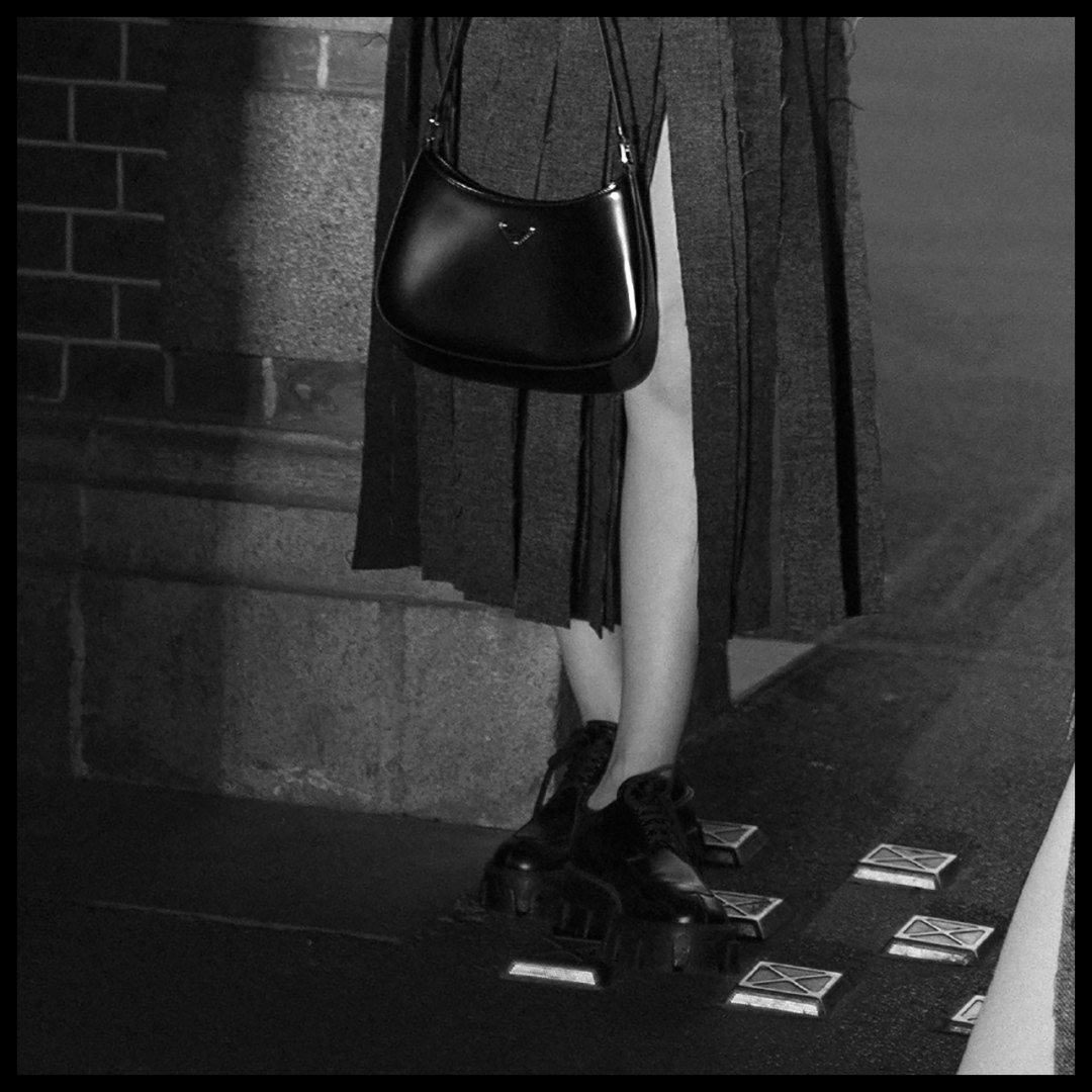 Jackie|70年都不过时的腋下包，全网icon都在背！