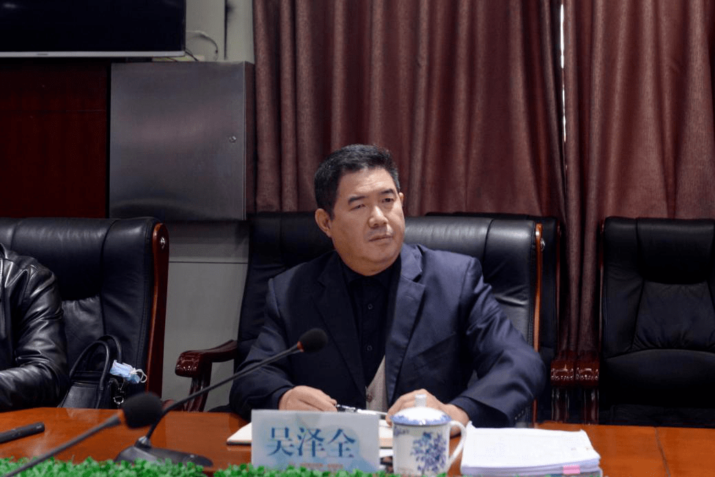 座谈会上,吴泽全副院长首先对刘静书记一行的到来表示热烈欢迎,随后对