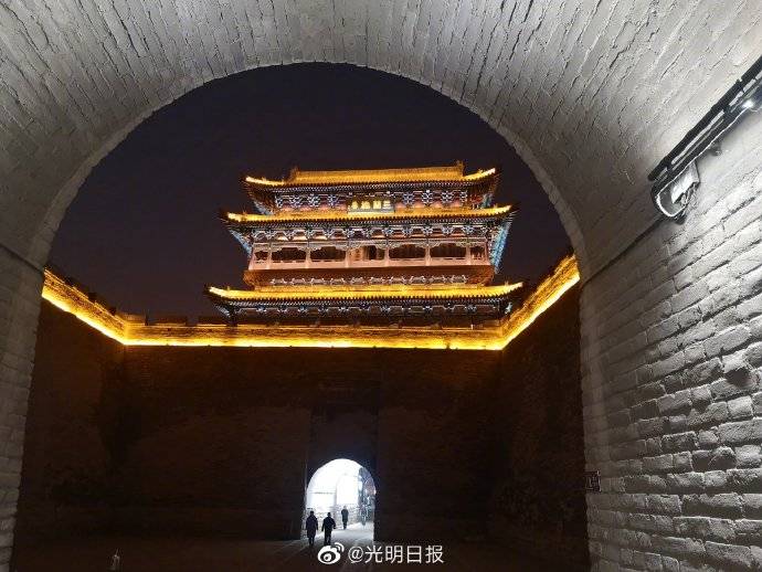 来山西忻州古城感受古典与现代