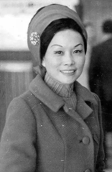 走上美国政坛的第一位华裔女性——“传奇钢铁蝴蝶”陈香梅(图6)