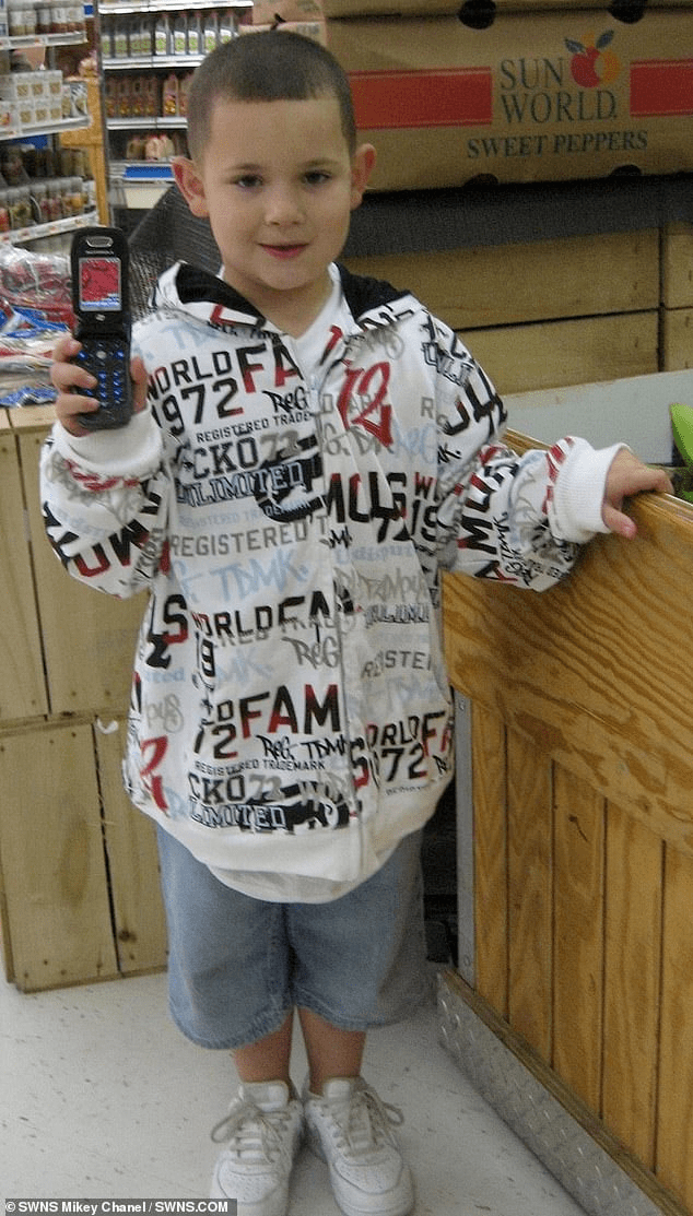 18岁男孩成功受孕（Mikey Chanel）