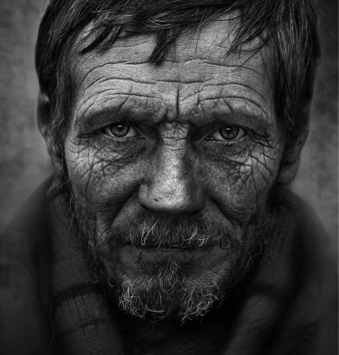 3,【写满沧桑的脸——黑白人像摄影作品欣赏】| 摄影师:yuriy kalinin