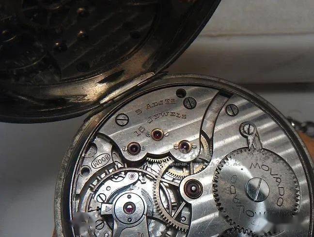 �Ҵ�������Ħ����