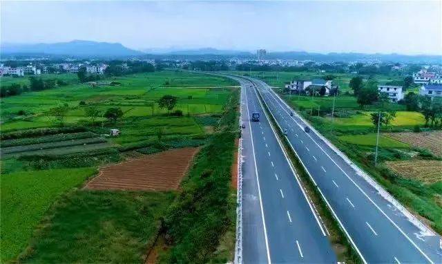 遂川两条农村公路入围全市"最美农村路!