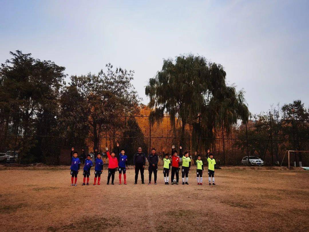 2020年北京丰台区中_祝贺我校足球队在2020年丰台区足球比赛中取得好成