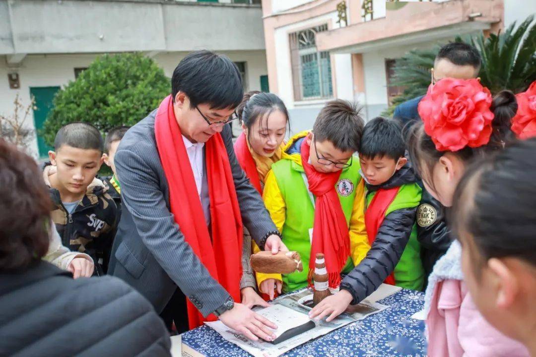 仁梦同行大爱无疆仁孚中国成都区弘扬传统文化公益助学之旅