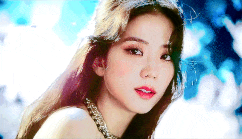 网友:都是我爱的两位大美女,说实话小秀和小南这两个就是我的pick