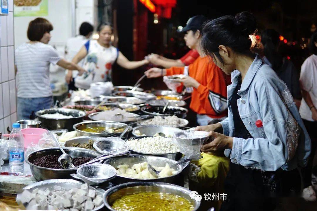 钦州,一部24小时不停放映的电影_糖水