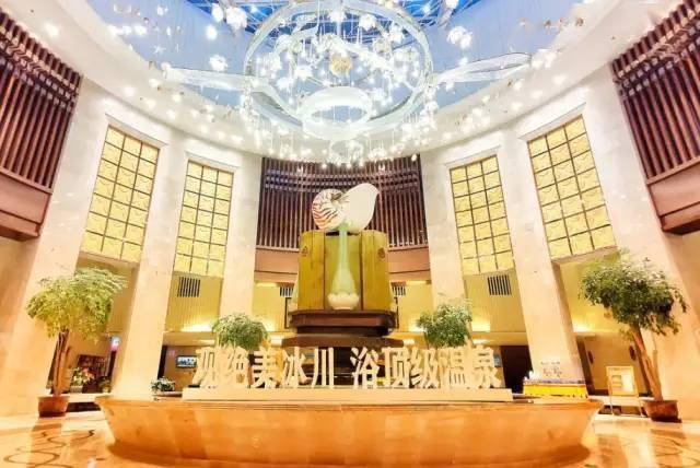 【团建定制】年会团建来嗨party！个性化定制团建，趣味游戏、户外训练、美食聚会，共享娱乐盛宴！-搜狐大视野-搜狐新闻