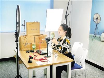 2020年新密经济总量_2009年新密照片