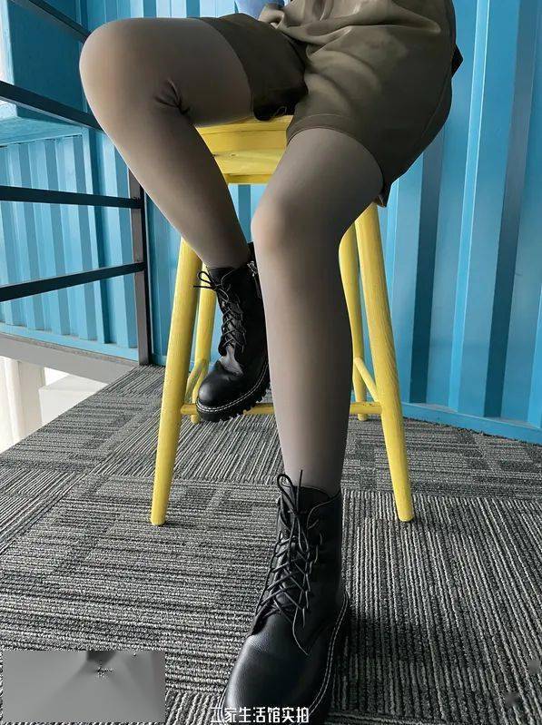 打底袜怎么叠 6e1e31430132463abc67d9db242ee4ce.jpeg