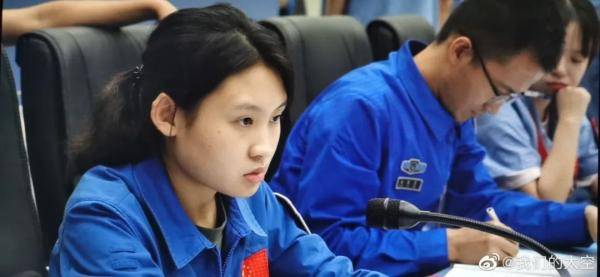 周承|火了！贵州24岁妹子被叫“大姐”？她是文昌发射场首位女指挥！年纪小，但很强！骄傲！