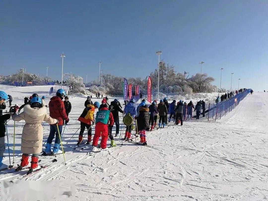 天定山滑雪场吉林省的大型滑雪场都有哪些小7带你看看"趣吉林61滑呗