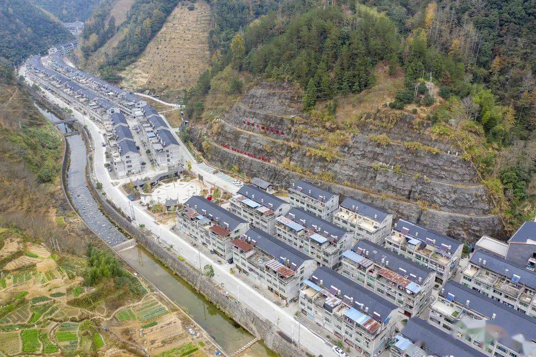 忙怀乡人口_信宜怀乡常住人口(3)