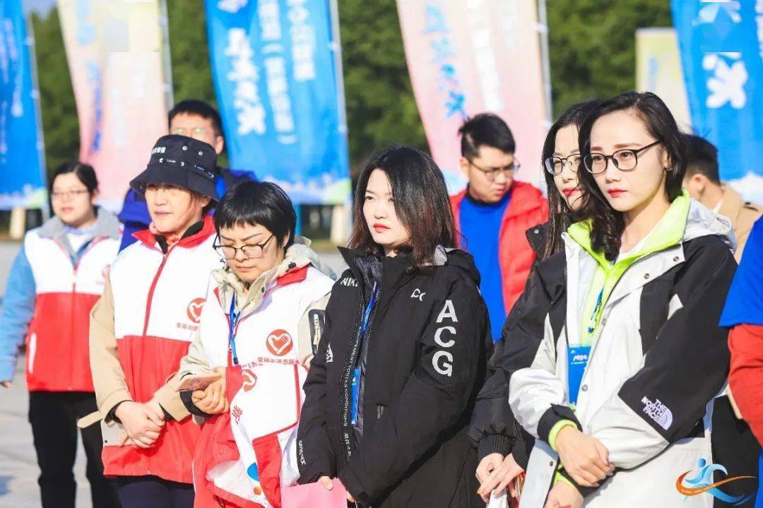 常福街道GDP_夜晚街道图片