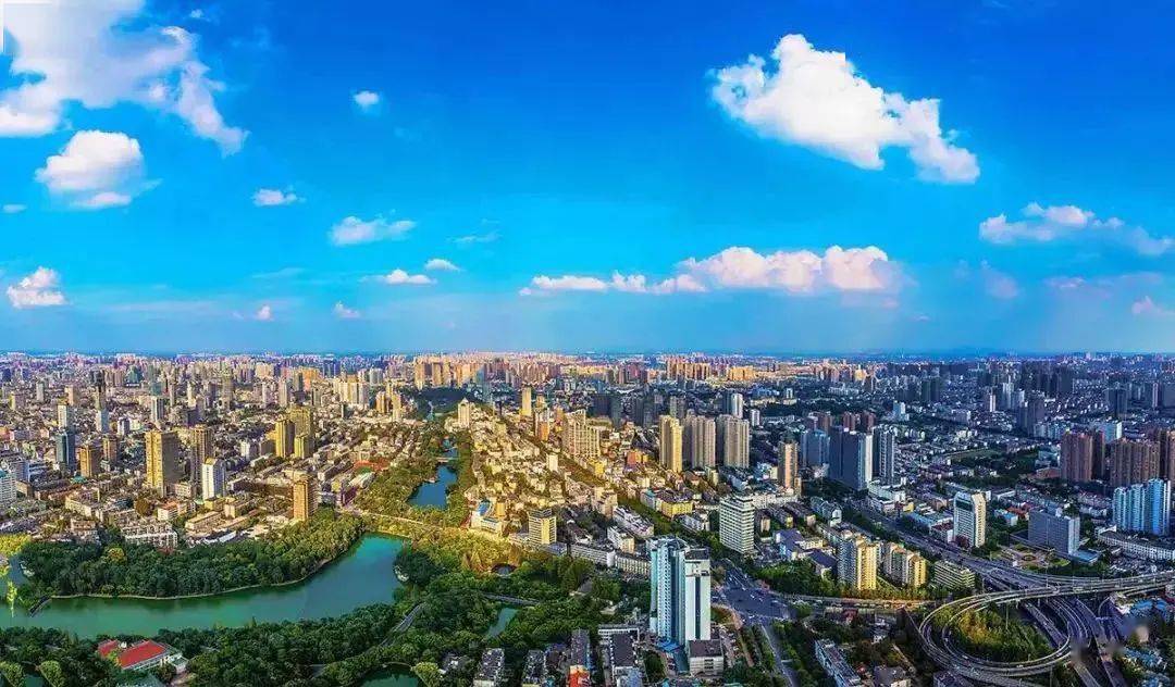 2020中国城市前100名排名_2020年中国城市综合经济竞争力排行榜出炉长沙位(2)