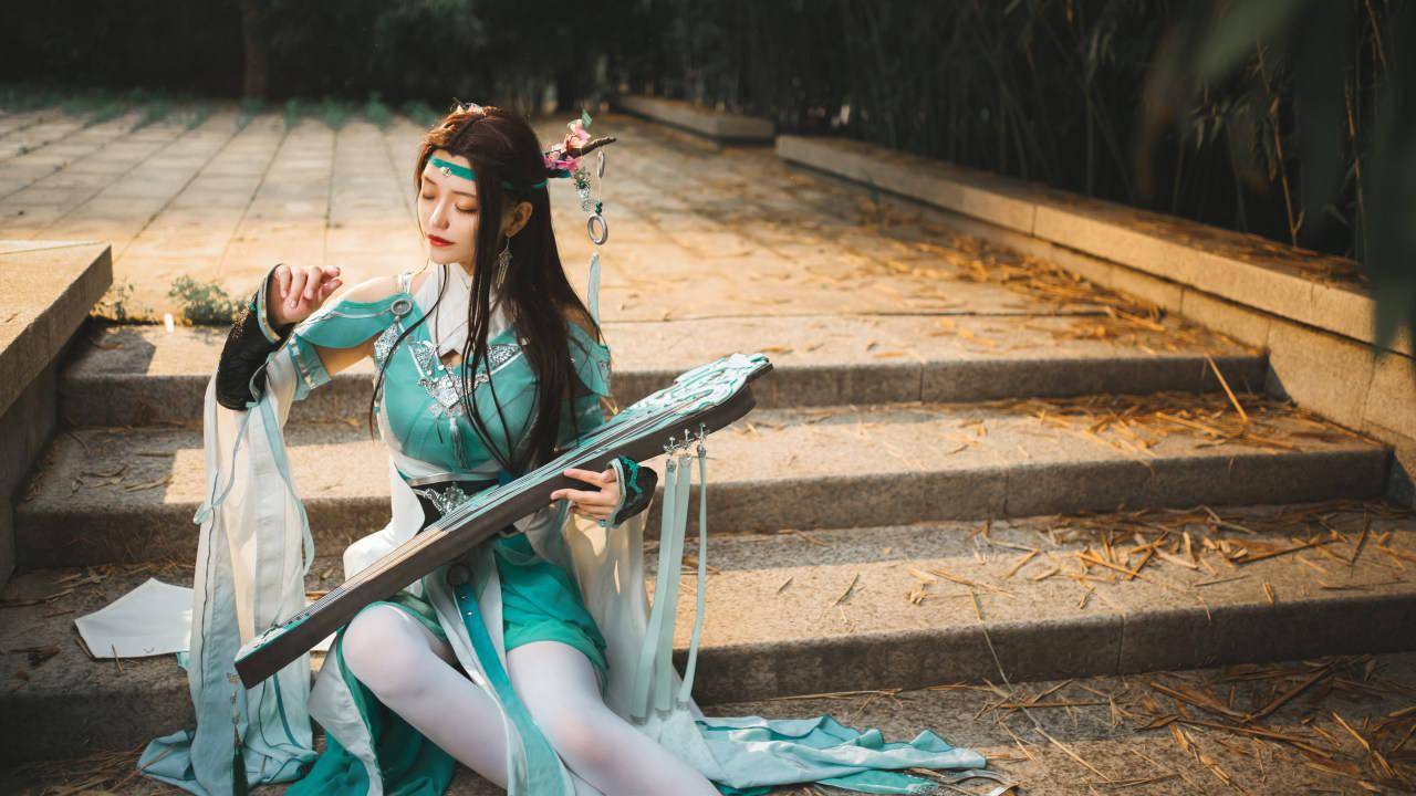 剑网三 长歌门雪河琴娘cosplay