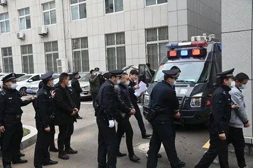 有组织犯罪的犯罪嫌疑人和被告人 691f3588a396432aa4d492080e1b096f.jpeg