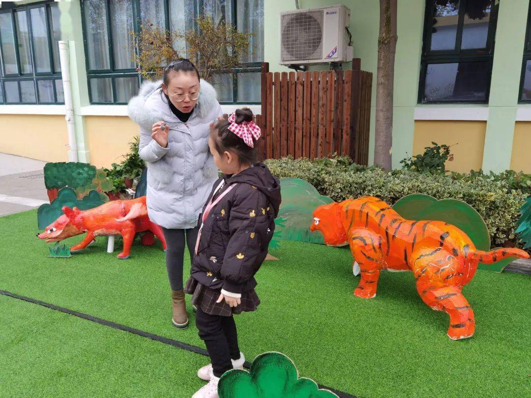 惟惟什么什么成语_成语故事图片