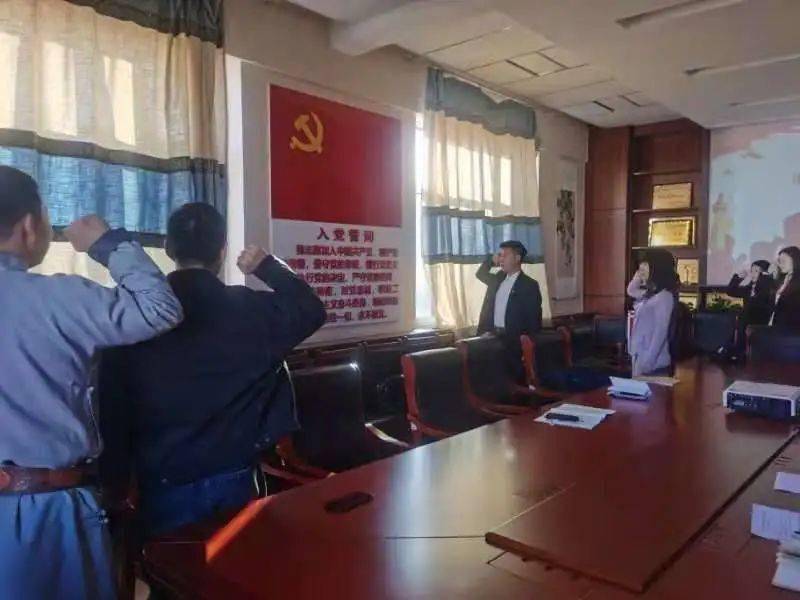 2020年电子商务大学_热烈庆祝2020电商培育与直播经济论坛成功举办