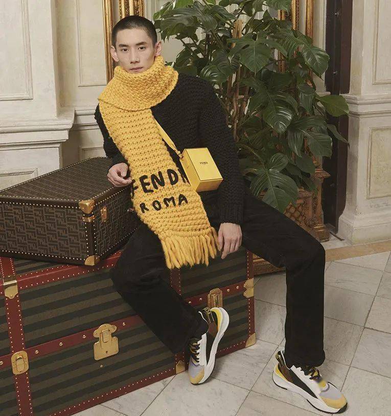 fendi | roma 假日系列喜迎缤纷节日