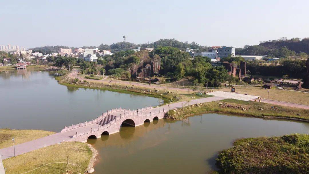 曝光!石排新景,红石山燕岭古采石场遗址公园航拍来了