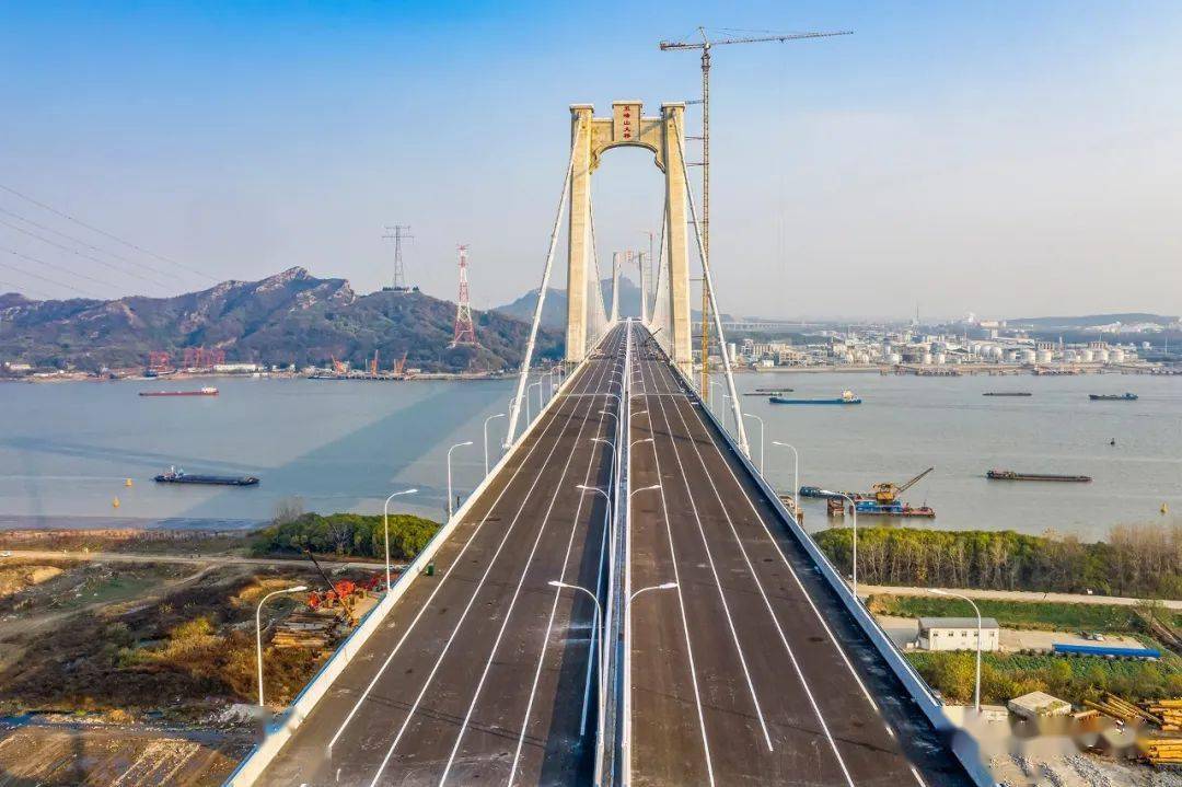 五峰山大桥高清大片来袭,有夜景图哦!