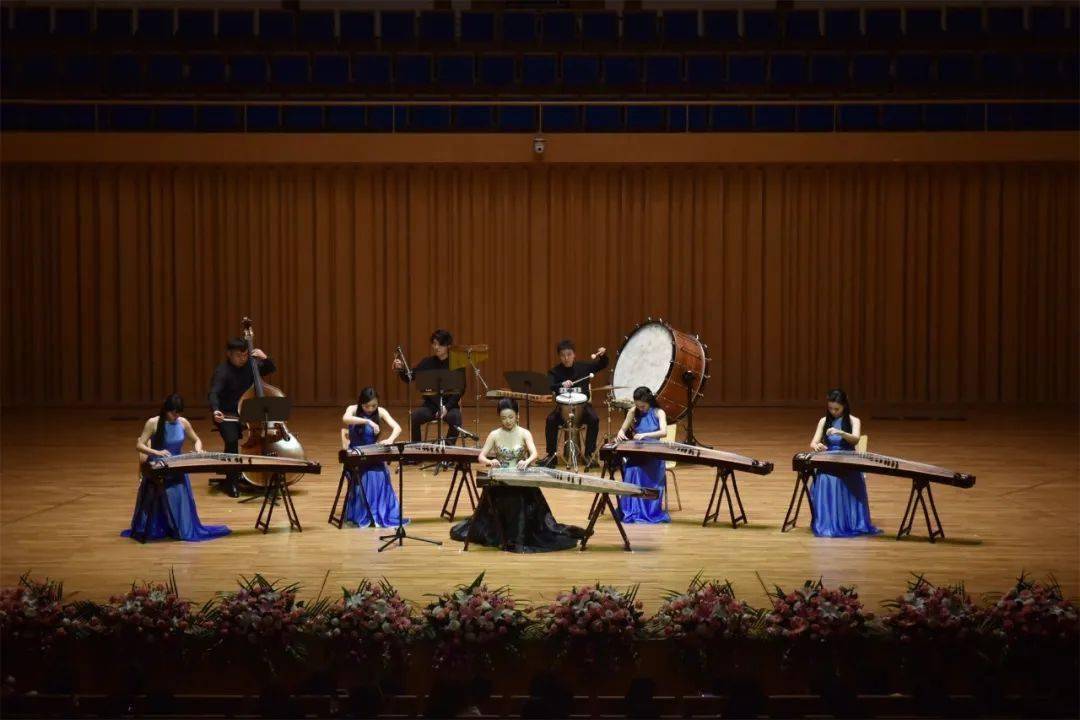 舞台艺术表演人才培养资助项目炫光国乐陆晶古筝独奏音乐会成功举行