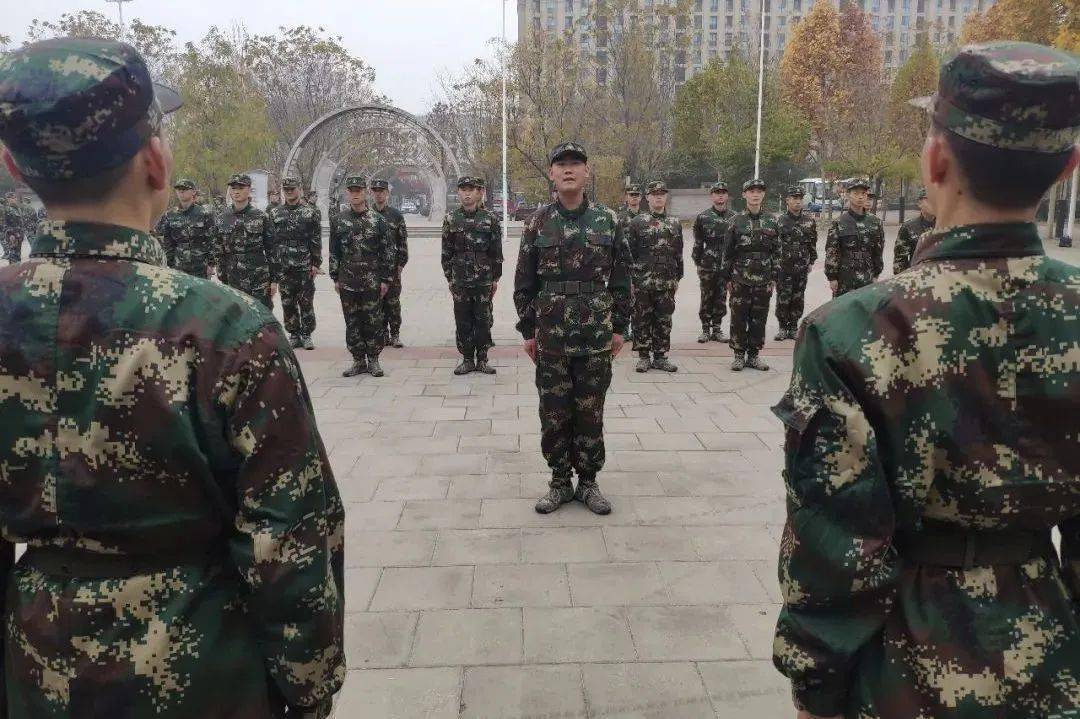 二条杠是什么士官 8e282b5fe63e457e90b80773604761c7.jpeg