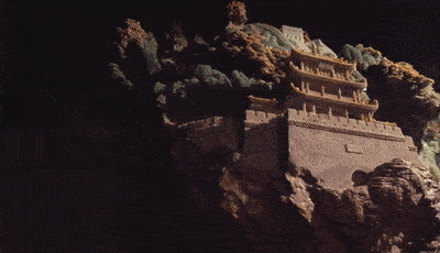 宝物甚至还有佛教圣物佛顶骨舍利存放于重5吨的金塔里是佛教中至高无