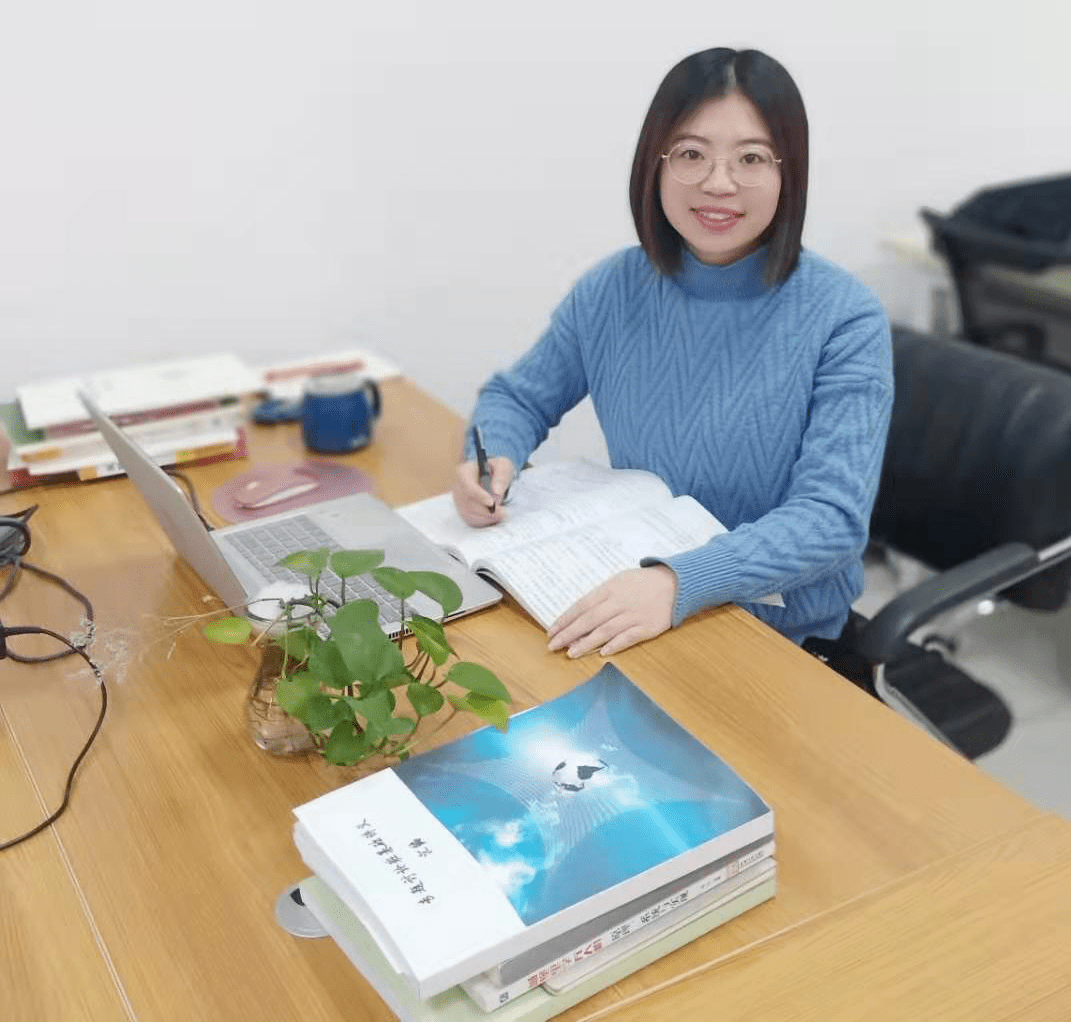 国奖人物李雅璐梅花香自苦寒来