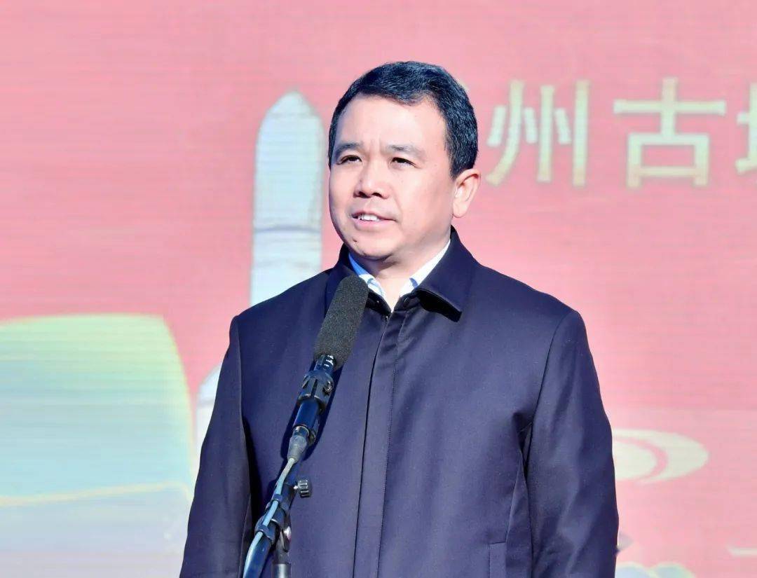 岢岚县委副书记,县长侯俊生宣布宣传月活动启动