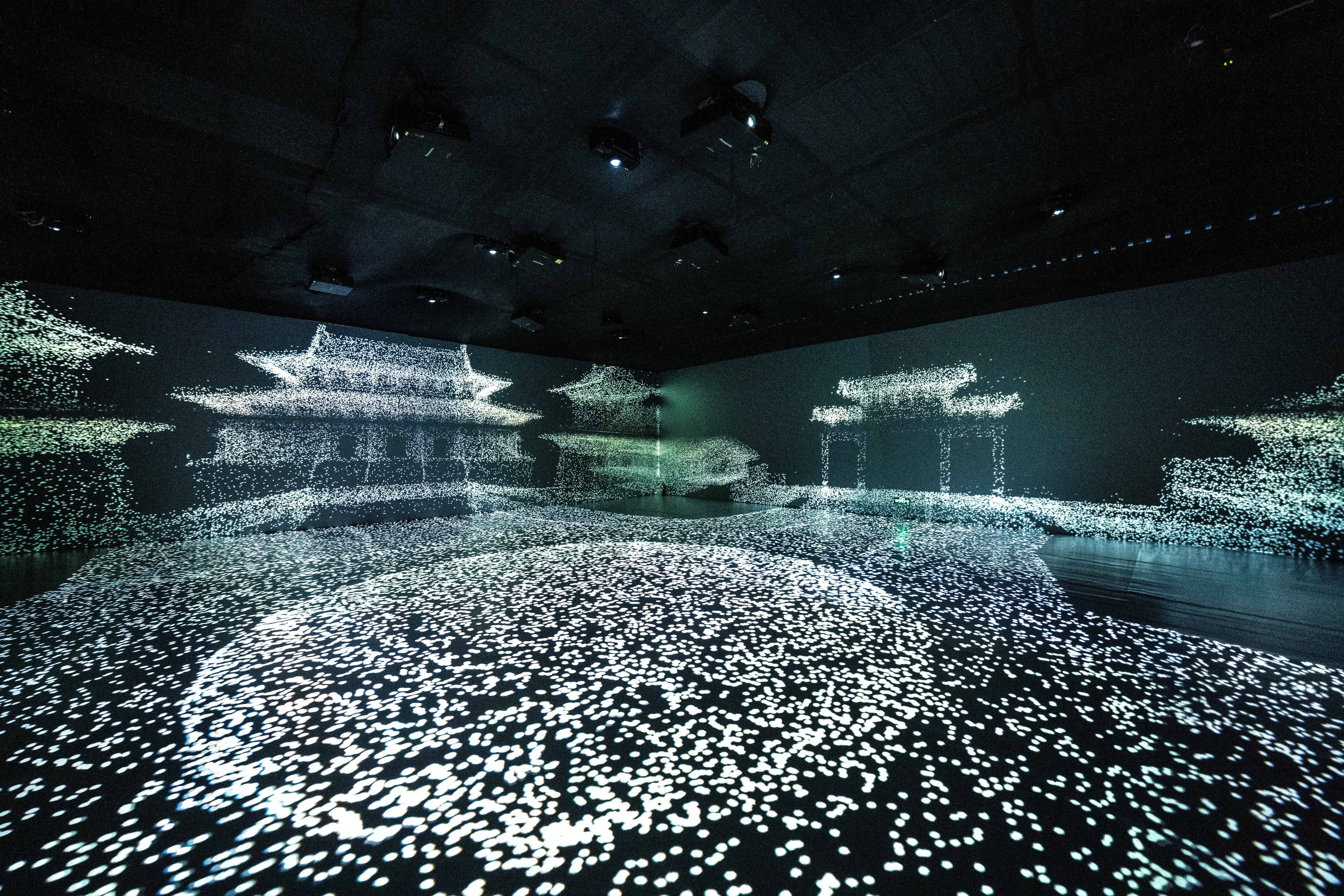 《时光·宝藏——对话达芬奇》沉浸式光影艺术展深圳展出