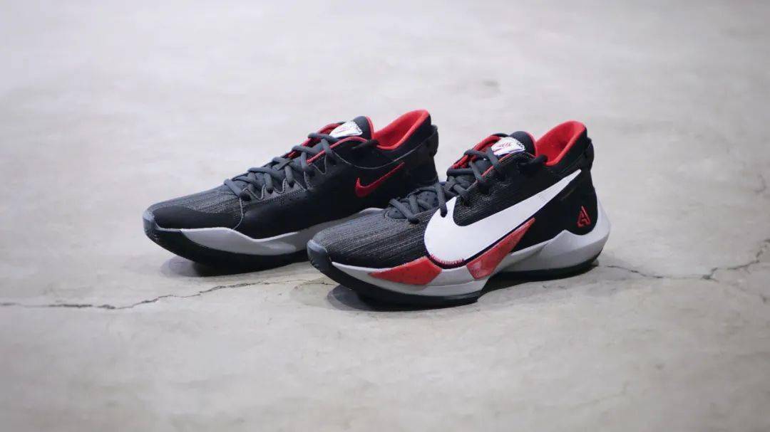 soar 限量发售|nike zoom freak 2 "bred"