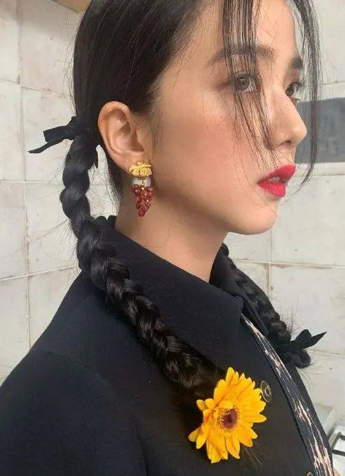 同款发箍精致款 84c5f4983afd4ce8a68798ae20ff1936.jpeg