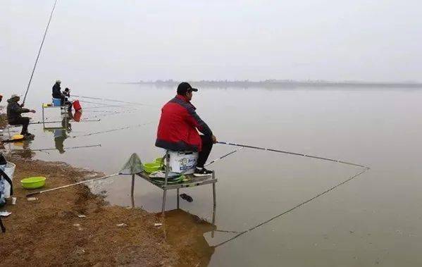 什么是基础饵什么是主攻饵 ace8279066ca4e9cb036f4111068b533.jpeg