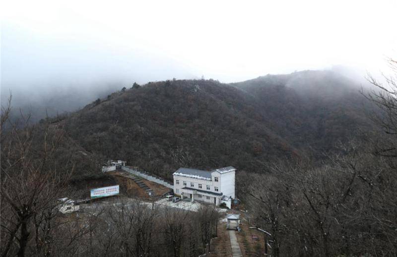龙王山巡山人，每天“自虐线”八小时，只为保