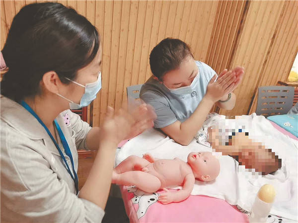 新生儿月子里怎么护理 11c62b0a0031403f8dd81bdde752f450.jpeg