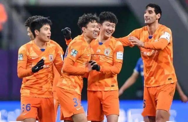 上港足协杯冠军次数归零破局!海港3-1泰山加冕
