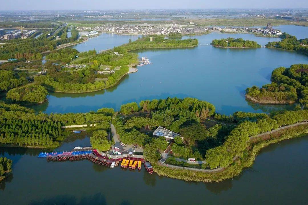 大纵湖旅游度假区得益于独特的旅游和文化资源荣获"国家旅游名片"