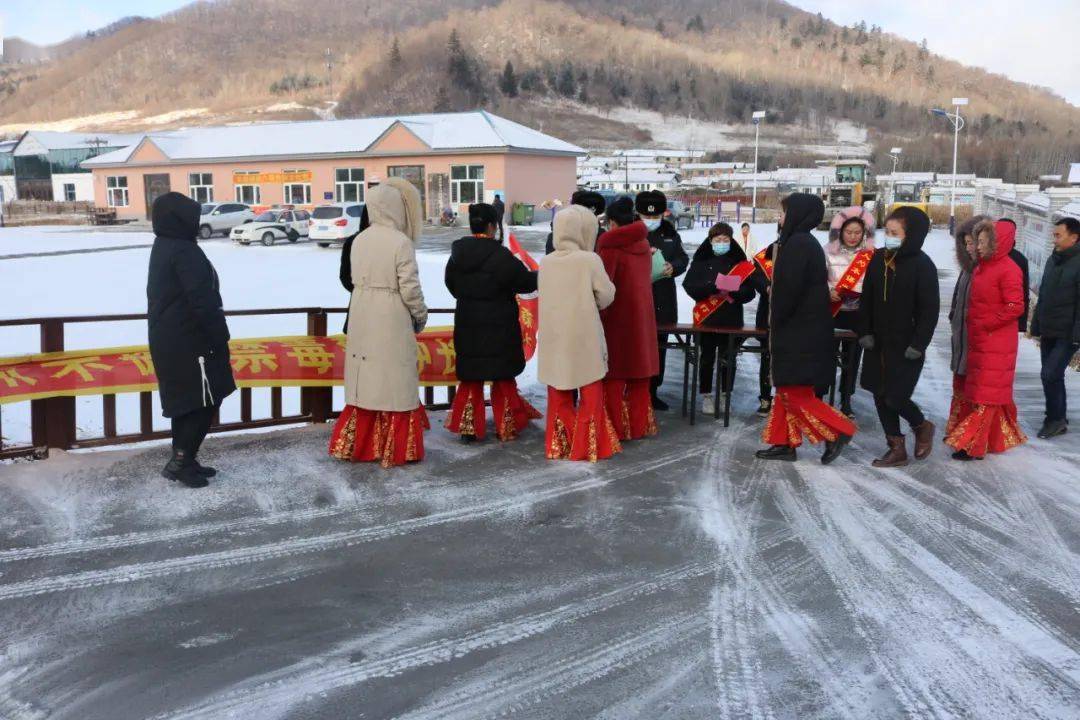 抚松县东岗镇经济总量_抚松县松江河镇规划图(2)