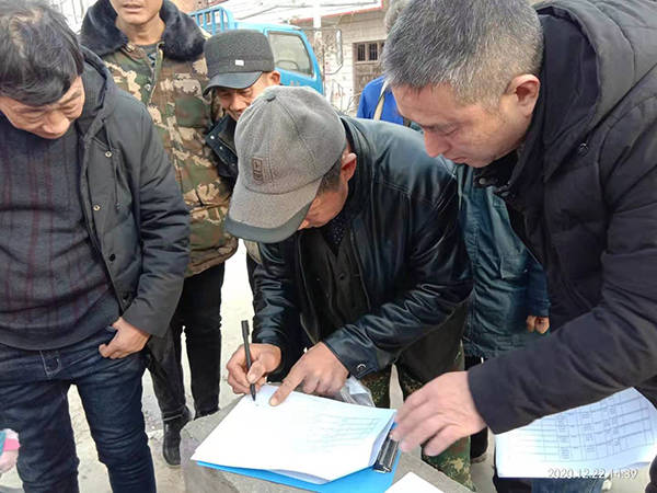 新蔡县佛阁寺镇农机补贴农民乐