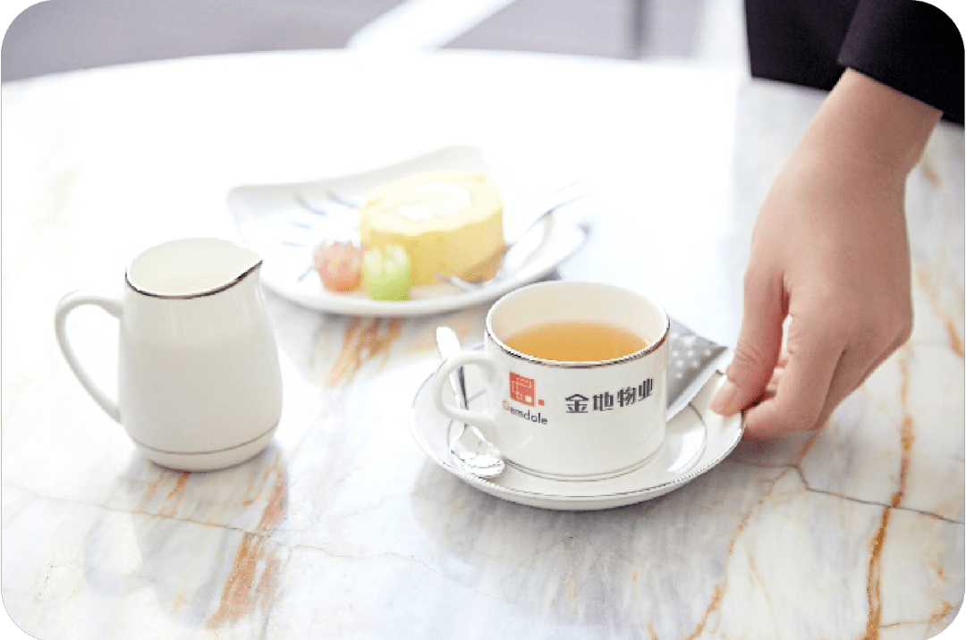 中国10强 金地物业入驻凤凰里,26℃管家服务,定制专属都会生活-搜狐大视野-搜狐新闻