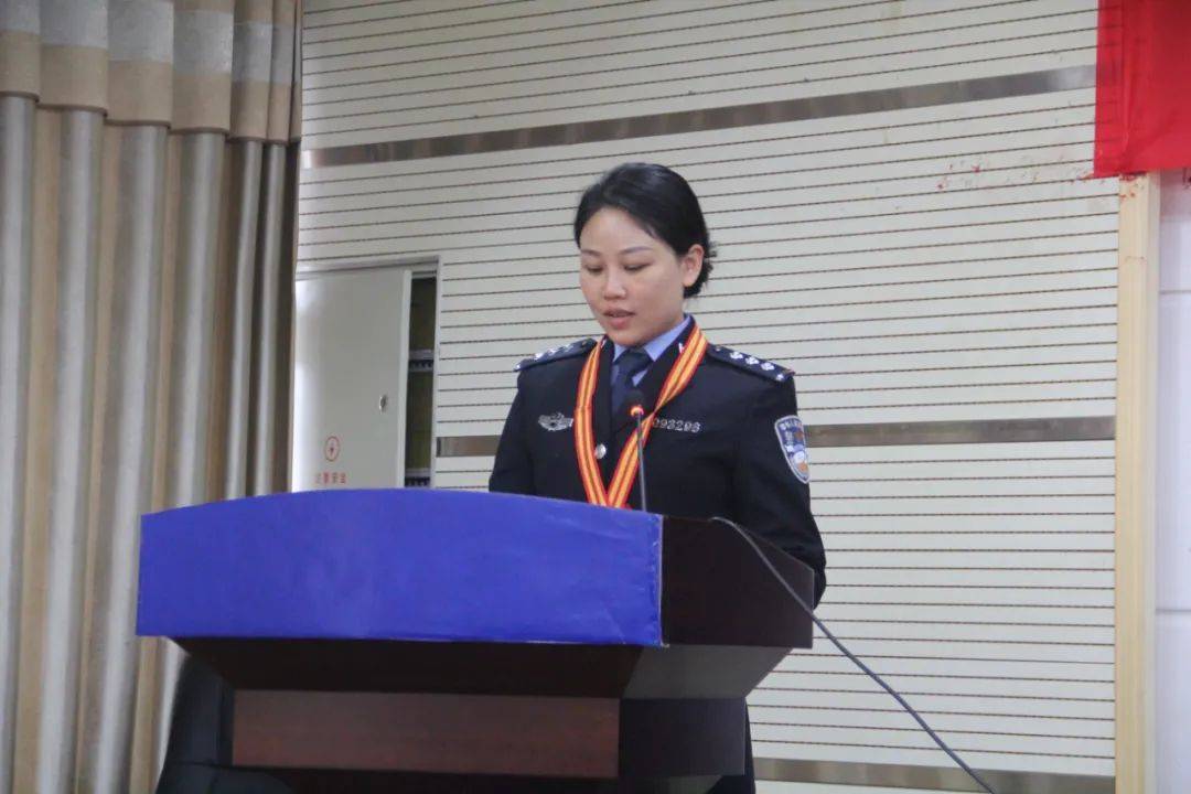 2020年来凤县最美家庭揭晓仪式暨十九届五中全会巾帼大宣讲