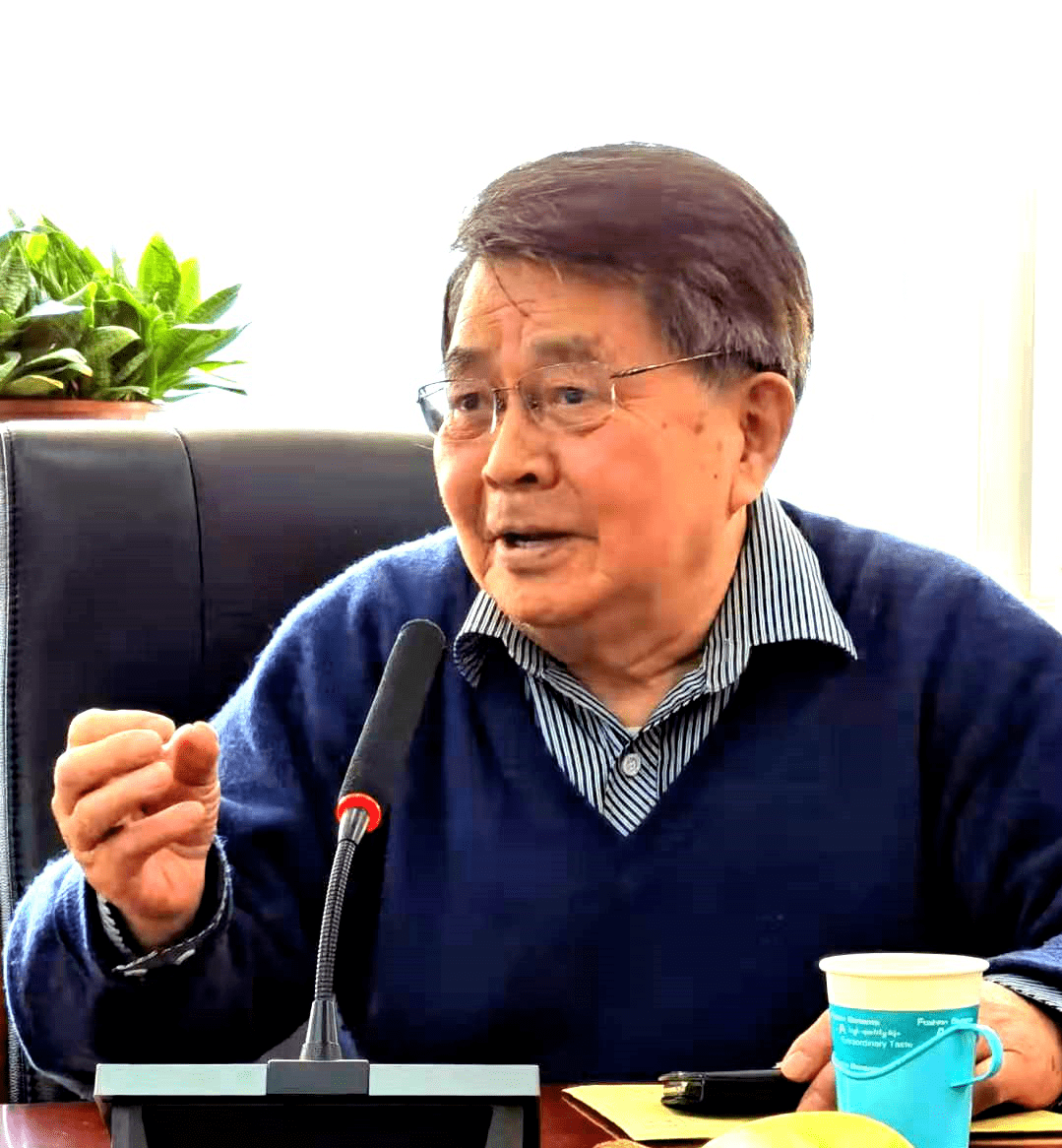 诗探索创刊40周年纪念杨匡汉又向长亭寻断魂